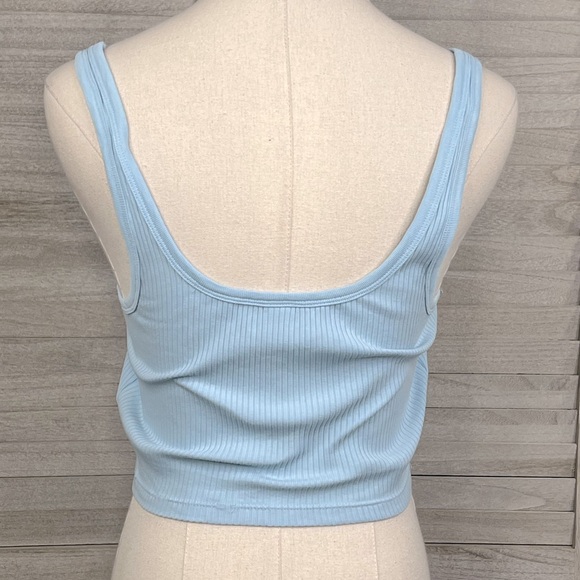 OLD NAVY Stretchy Ribbed Cropped Tank Top Light Blue-Medium - Picture 2 of 2
